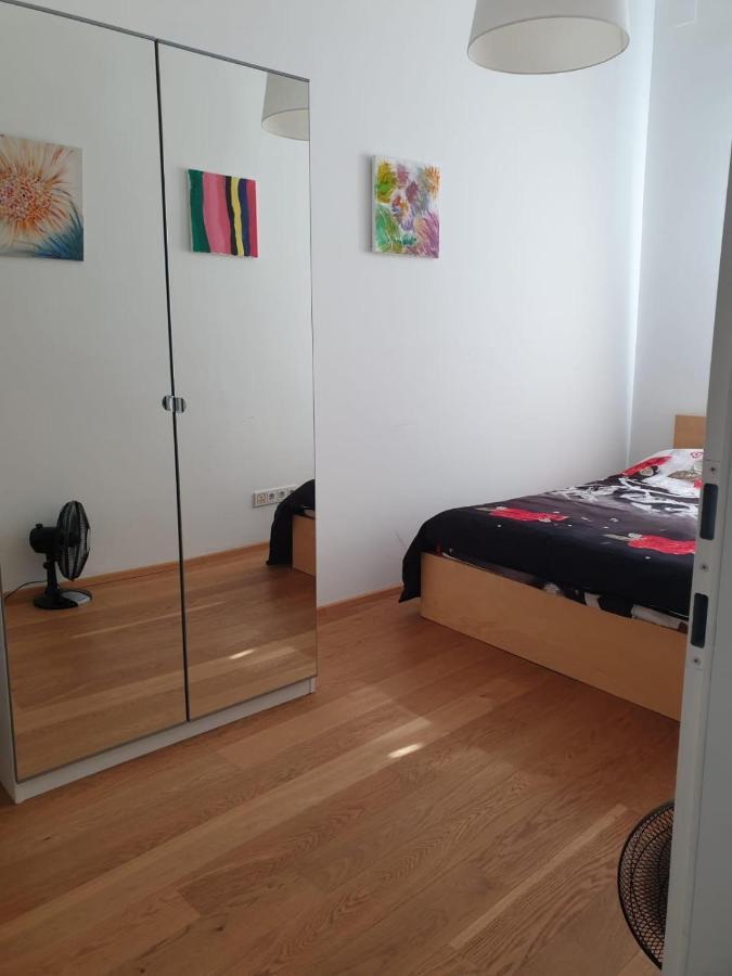 Deluxe Apartment 5P Mm Wien Exteriör bild